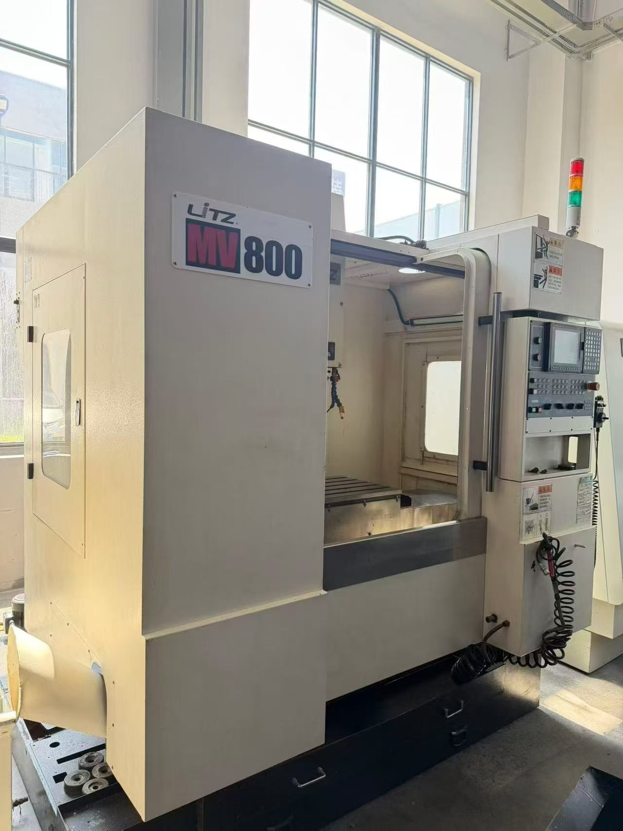 台湾丽驰MV800加工中心